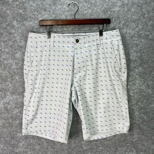 Under Armour Shorts Mens 38 Golf Chino Geometric Print Lightweight Stretch.